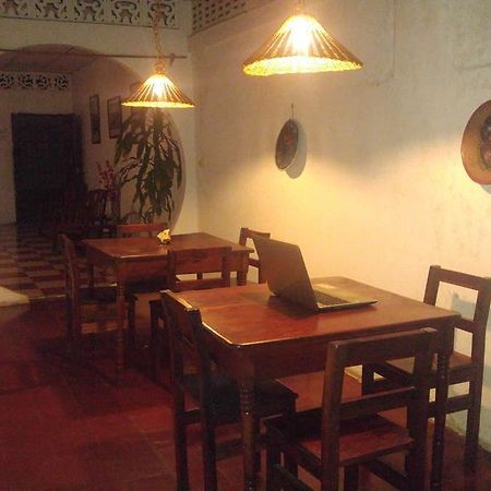Casa Nica Leon Hostel 外观 照片