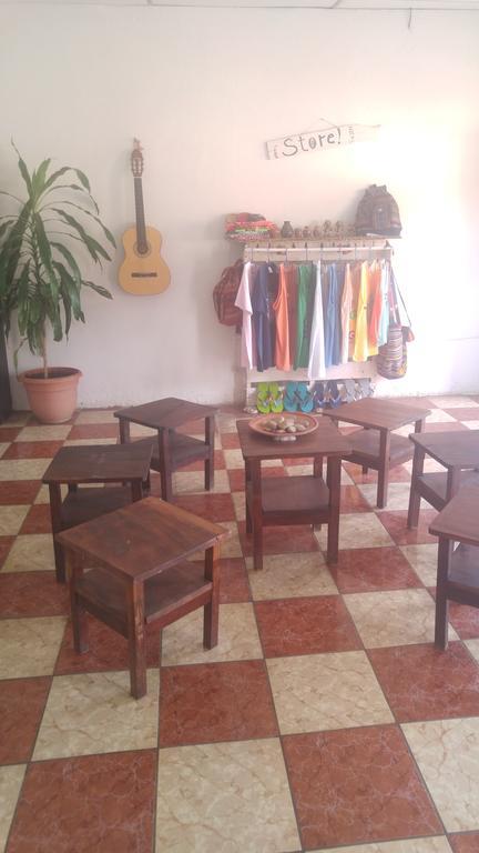Casa Nica Leon Hostel 外观 照片