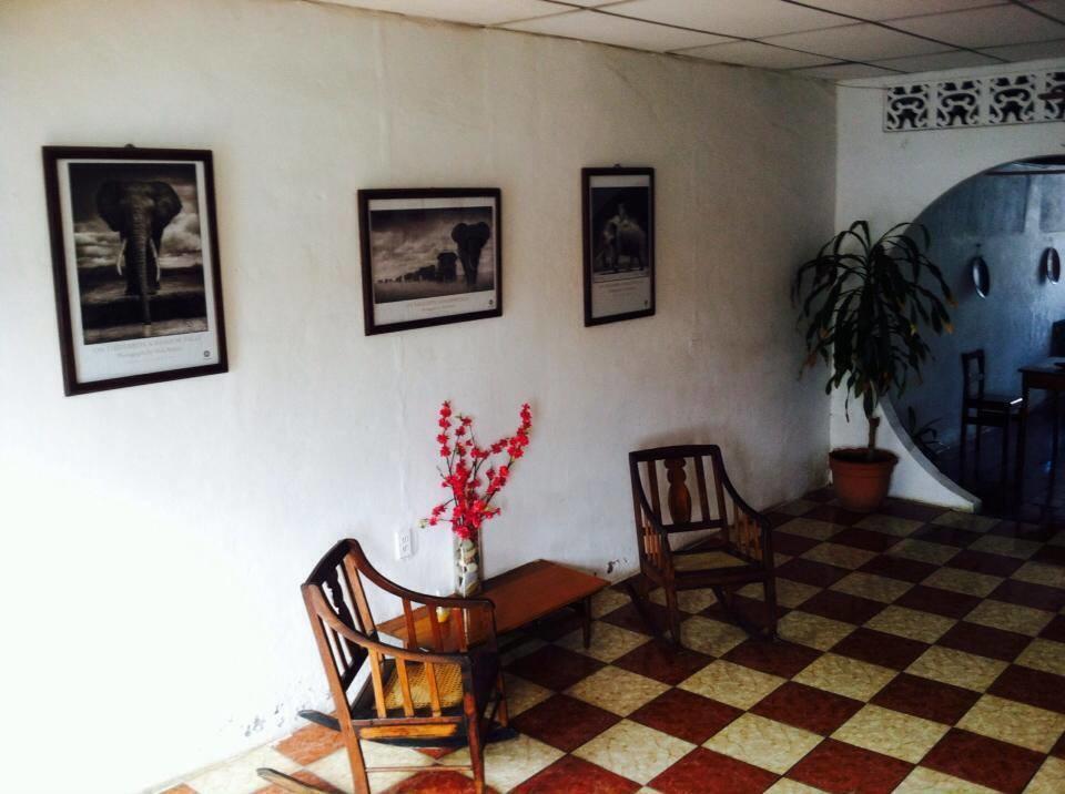 Casa Nica Leon Hostel 外观 照片